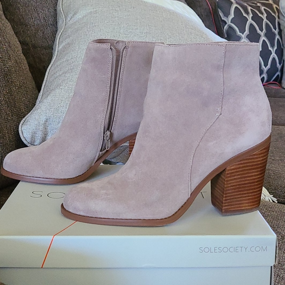Sole Society Ankle booties
